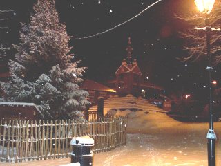 Christmas Tree & Lymm Cross